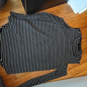 No-shoulder striped long sleeve blouse